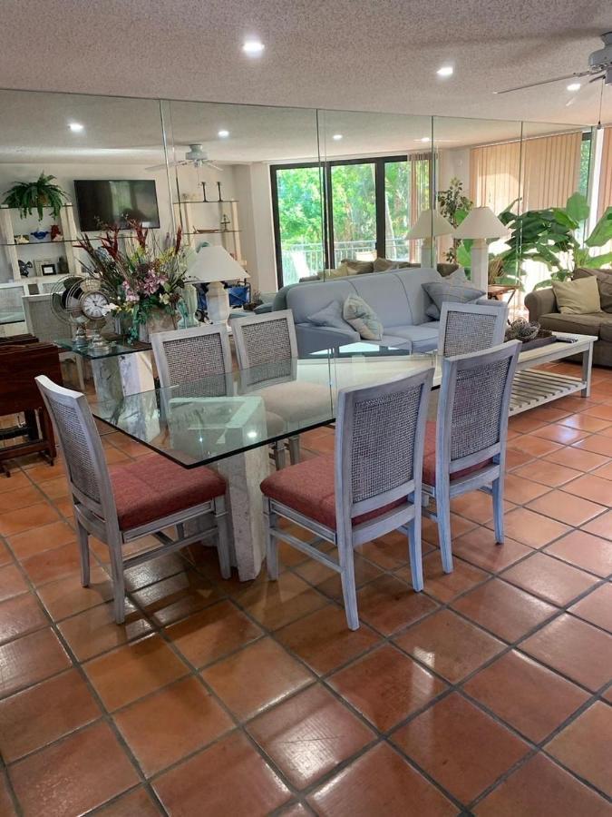 Beautifully Renovated Summer Of 2020 Come And Enjoy This Lovely Unit Key West Exterior photo
